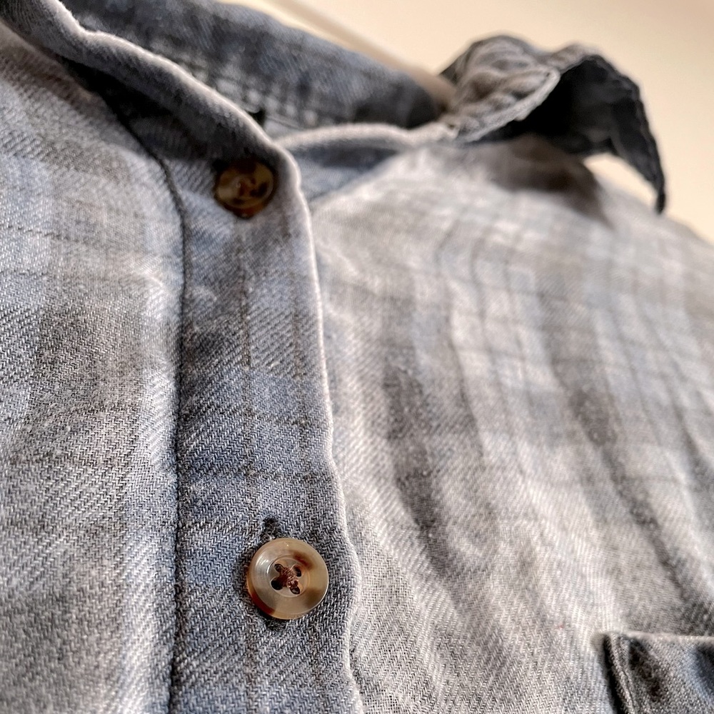 Brandy Melville ONE SIZE blue faded collar